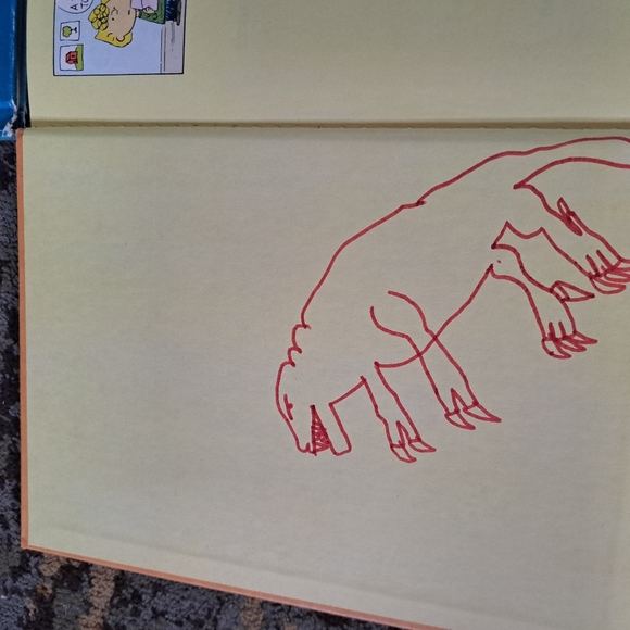 Charlie Brown's Encyclopedia Books - Picture 3 of 9